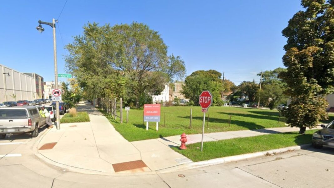 New Land Enterprises is considering an apartment project at 5th and Mineral. Credit: Google