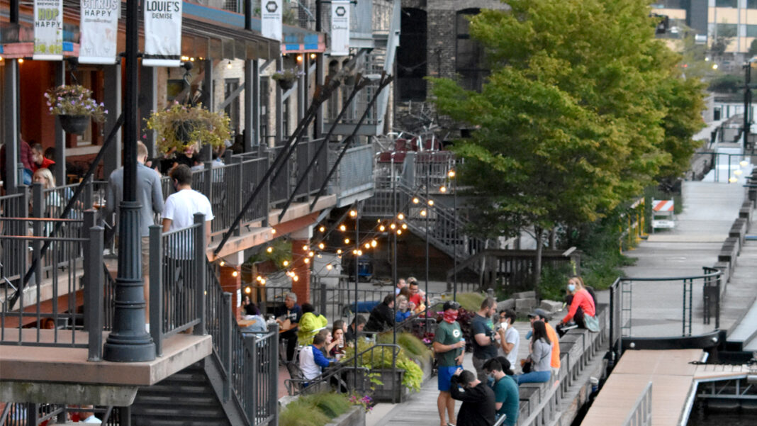 Outdoor dining along the Milwaukee RiverWalk.