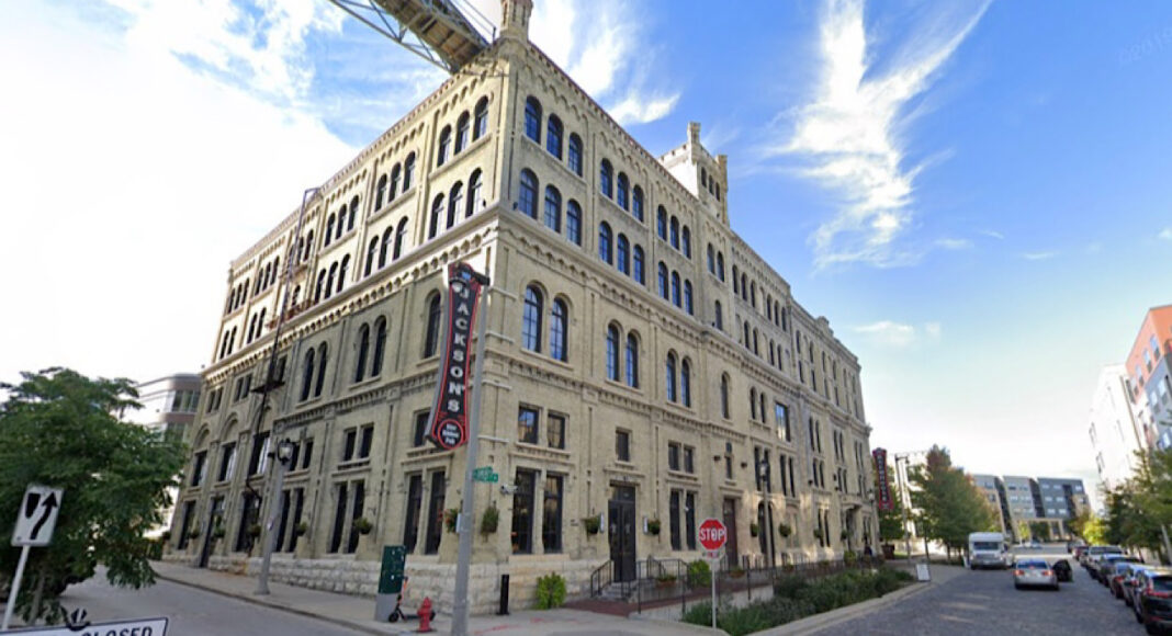 New barrestaurant coming to former Jackson's Blue Ribbon Pub space at