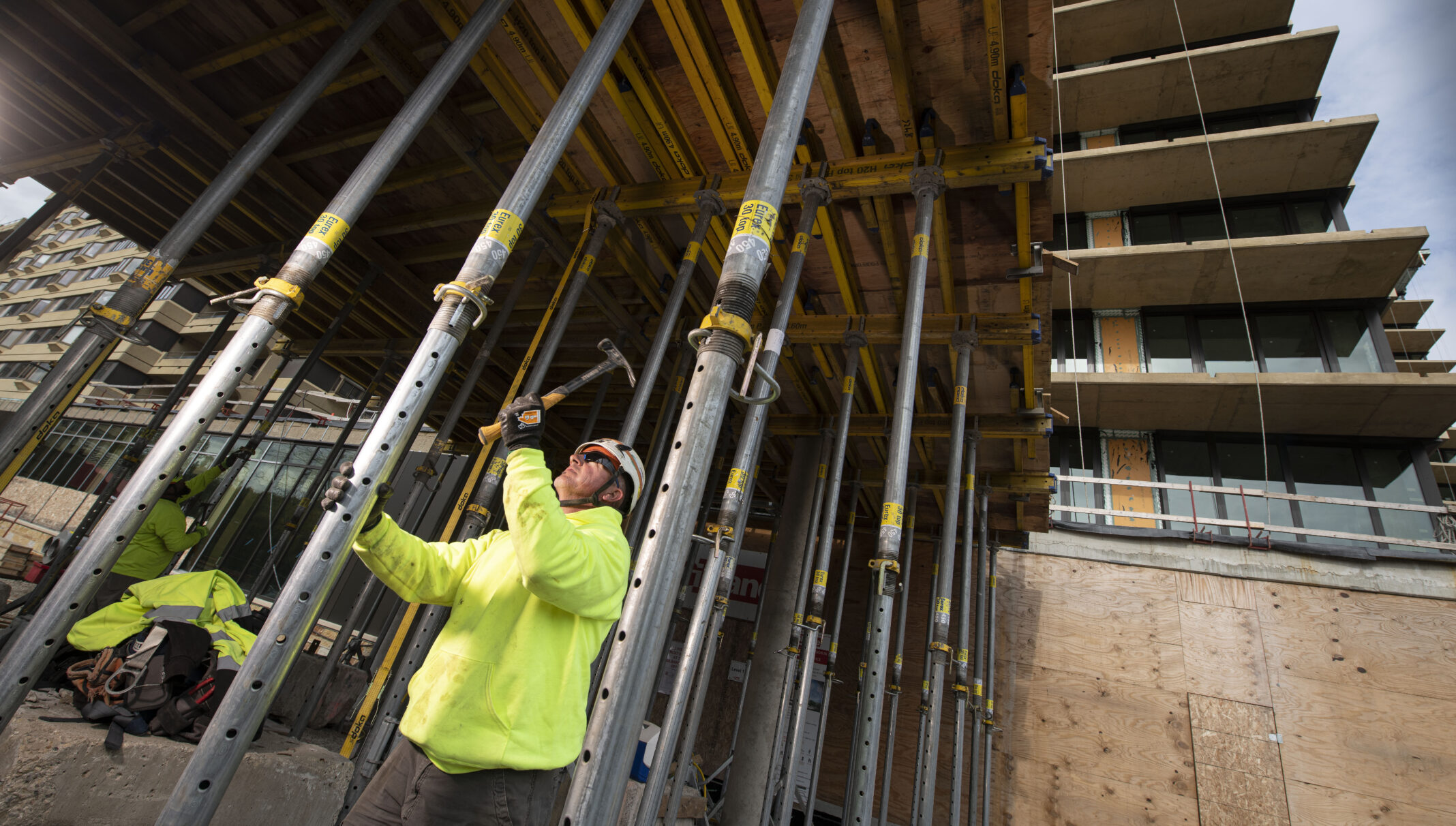 Building Advantage: Supporting developers from financing through ...