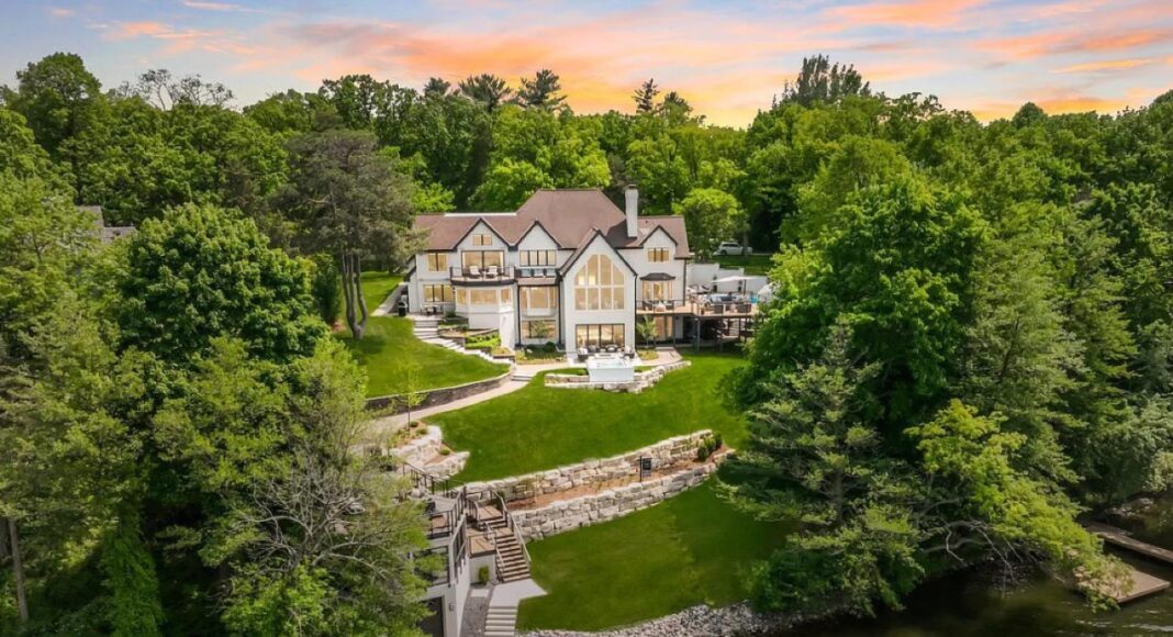 Former Bucks coach Mike Budenholzer sells Okauchee Lake home for 7 million