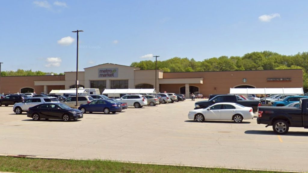 Mukwonago grocery store building sold for 12 million