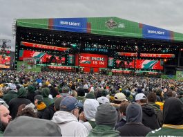 The crowd at the 2025 NFL Draft in Green Bay.