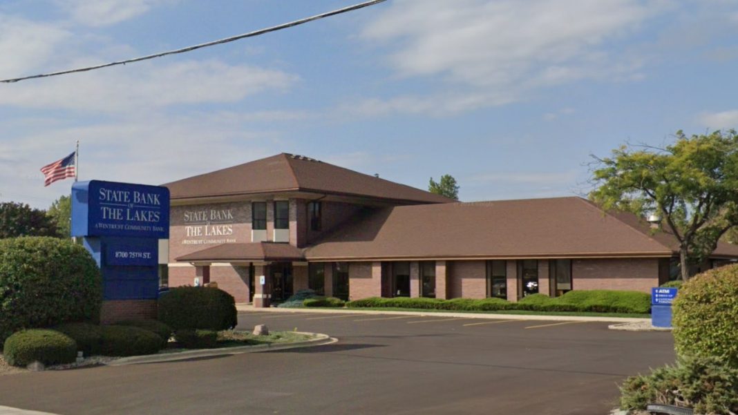 State Bank of the Lakes branch in Pleasant Prairie. Image from Google.