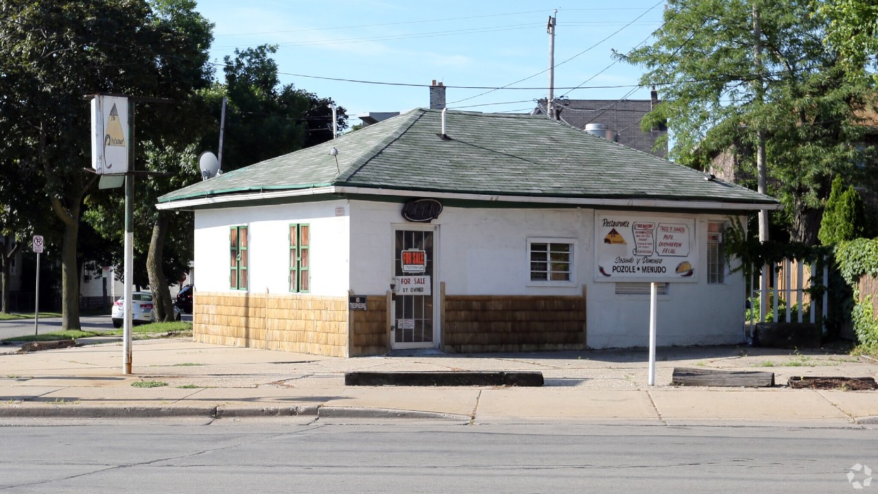 1003 W. National Ave., Milwaukee, Image from LoopNet.