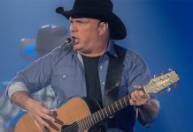 Garth Brooks. Credit: Sterling Munksgard / Shutterstock.com