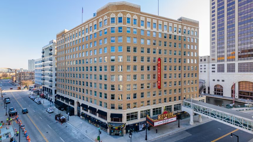 Pinnacle Engineering Group expands and relocates Milwaukee office