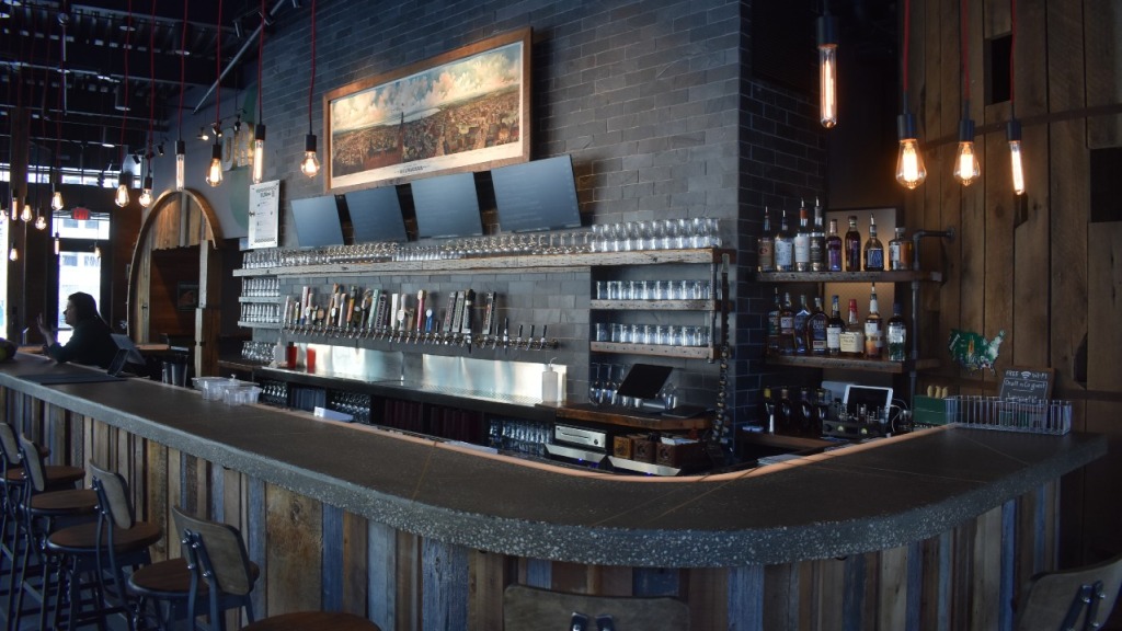 Draft & Co. now open at downtown Milwaukee's Vel R. Phillips Plaza
