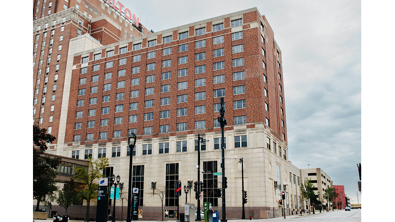 New limited-service Marcus hotel opens in downtown Milwaukee