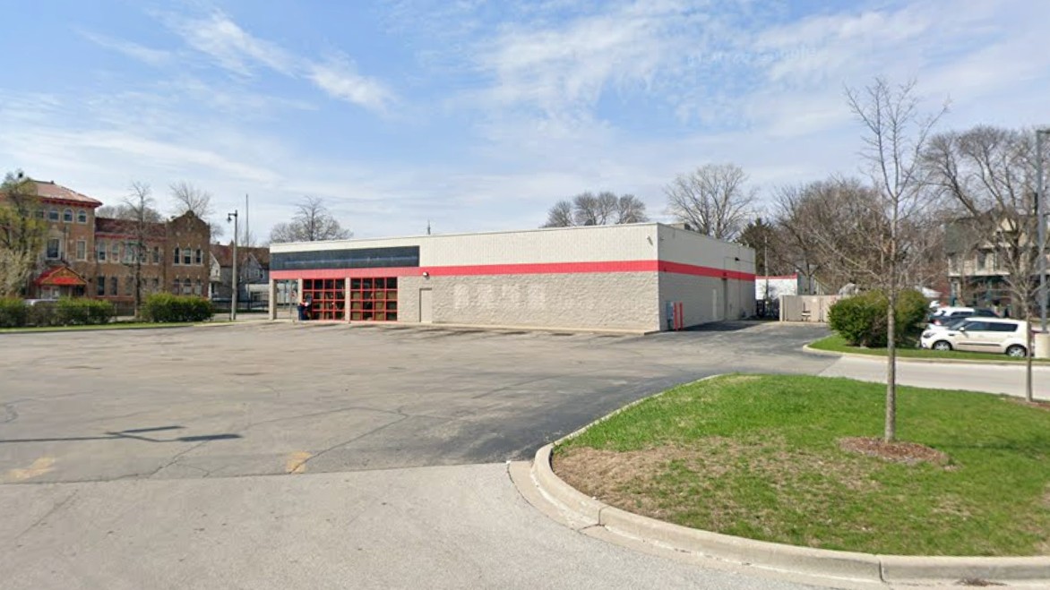 Cristo Rey plans to repurpose vacant store building near its Milwaukee campus