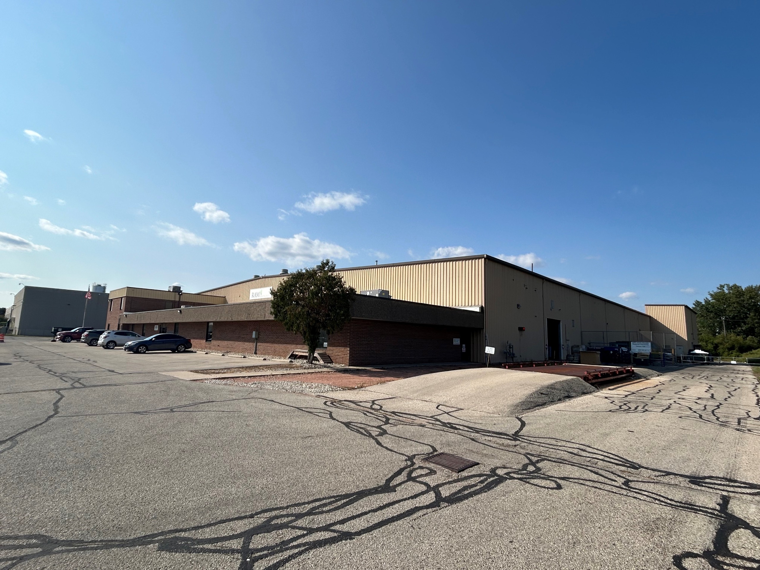 biztimes.com - Hope Moses - Kansas-based real estate firms buys Oak Creek industrial building for $5.2 million