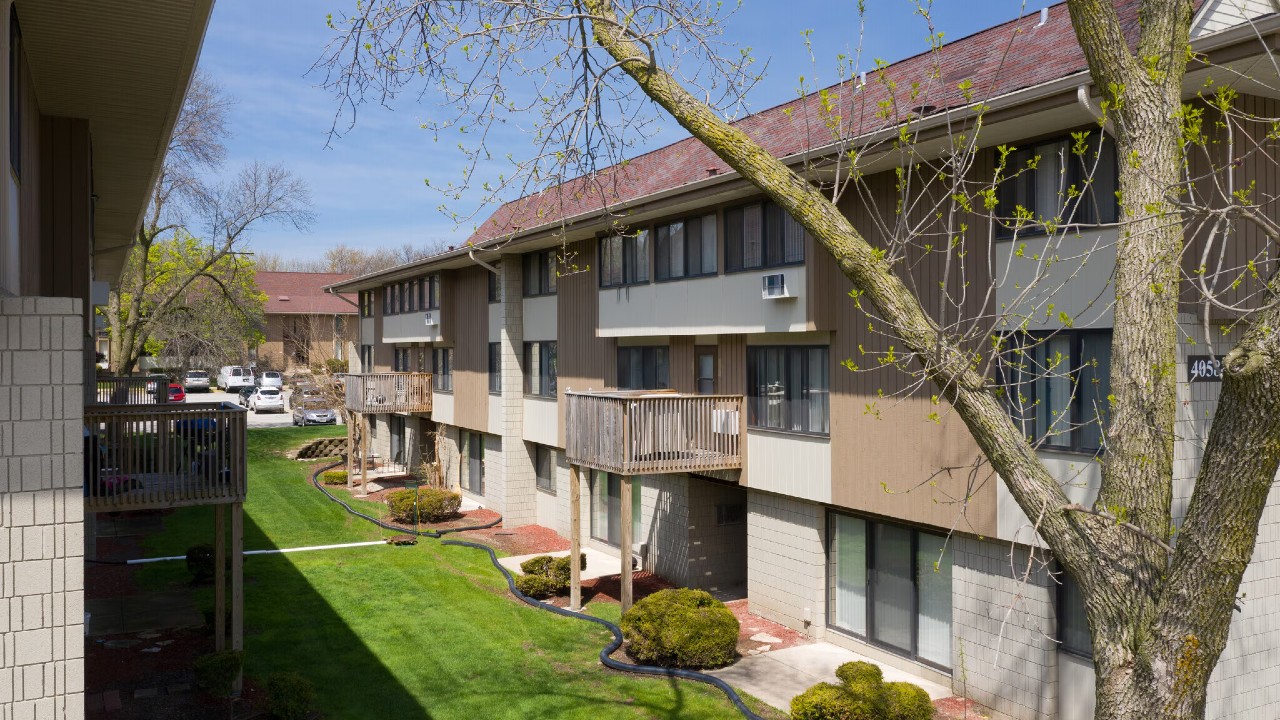 Woodland Court Apartments complex sold for $27.5 million