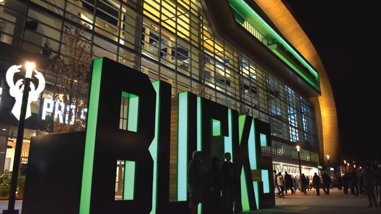 Bucks-1b
