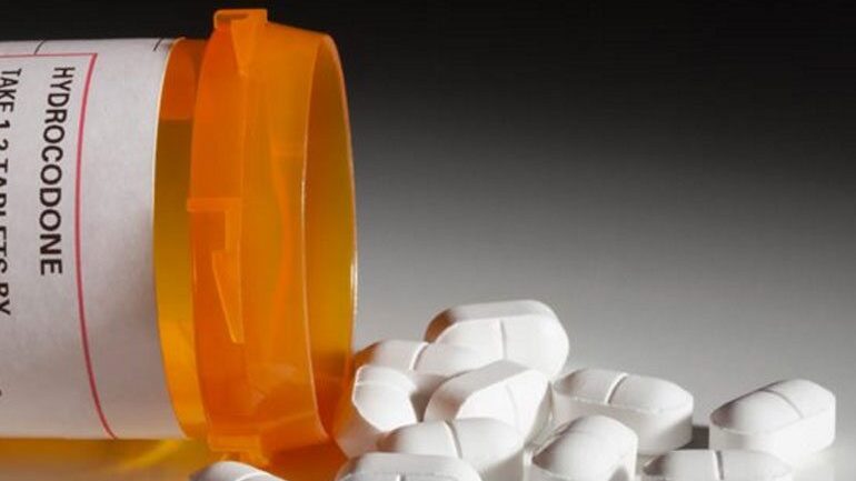 Hydrocodone-bottle-opioid-addiction-Anthem-contributed