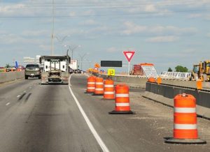 le-pb-orange-barrels-road-construction_12763357