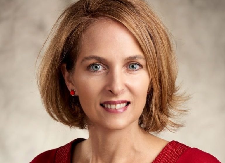 michelledubord-womensfund-waukesha-2016-12-13-contributed
