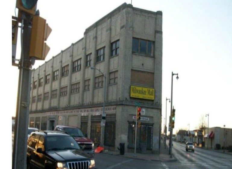 Milwaukee Mall 1