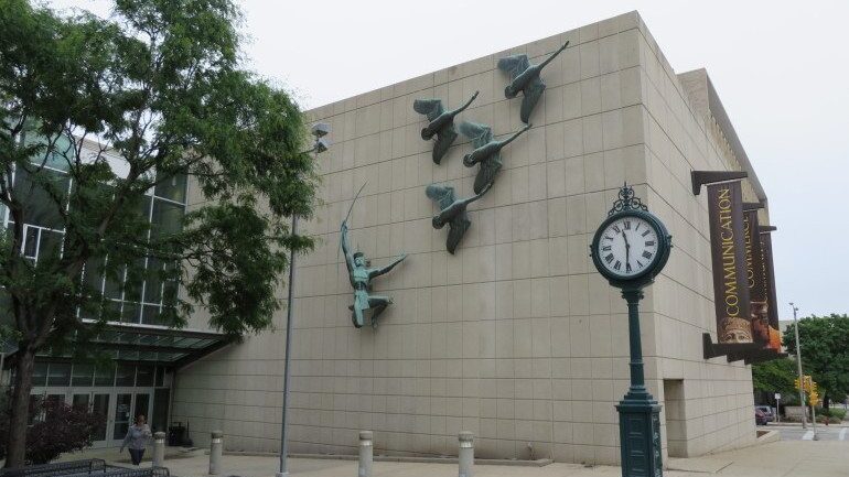 Milwaukee Public Museum-Milwaukee-2015-10-26-MMayer Milwaukee Public Museum