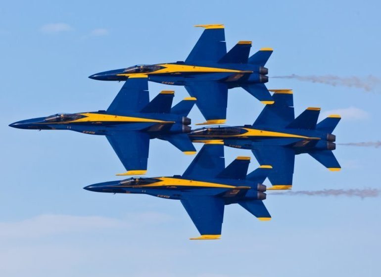 navyblueangels-2016-09-19-shutterstock