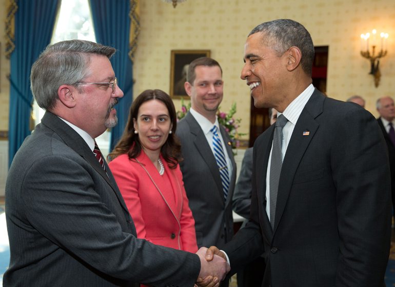 Pres. Barack Obama meets Dr. Greg Harris from the U.S. Army Aviation and Missile Research, Development and Engineering Center at the grand opening of Chicago’s Digital Manufacturing and Design Innovation Institute. Milwaukee-based Rockwell, Johnson Controls and the Milwaukee School of Engineering are all partners in this national institute. (Official White House Photo by Pete Souza)