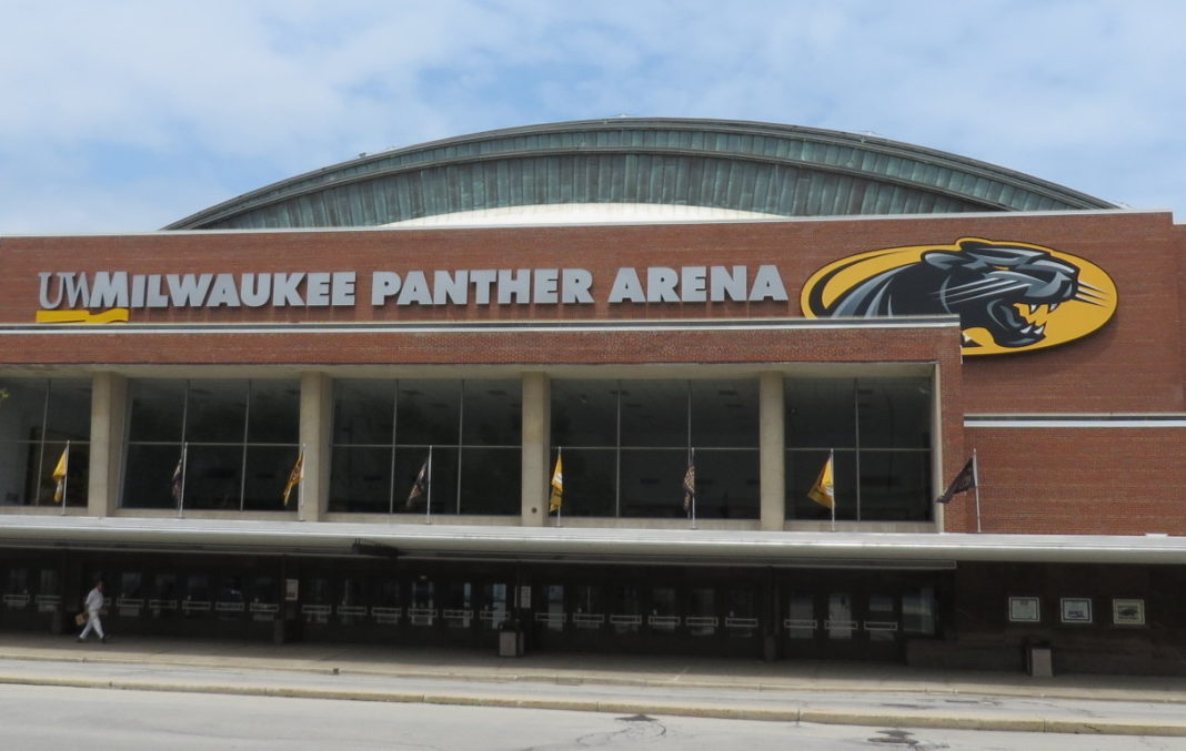 UWM-Panther-Arena-1-e1446227513531