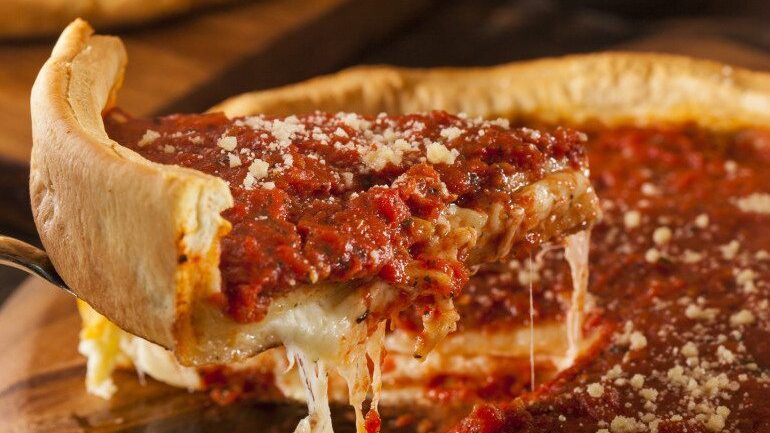 Deep dish pizza-shutterstock_172806623 Deep dish pizza-Shutterstock