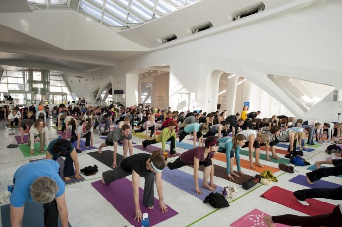 Yoga at the Milwauee Art Museum. Photo: MAM via Flickr