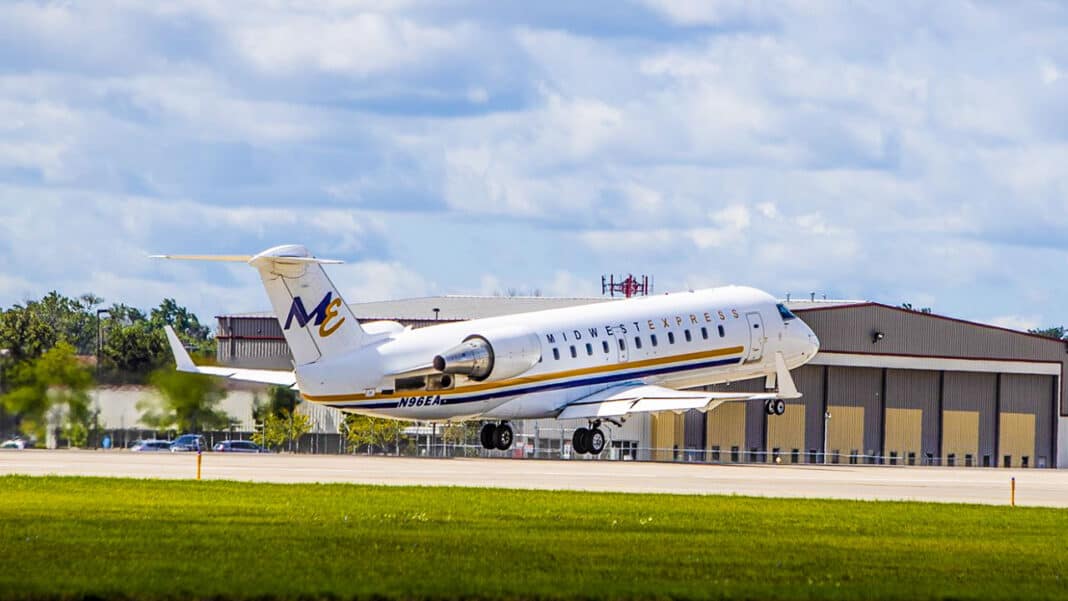 MIdwest Express plane