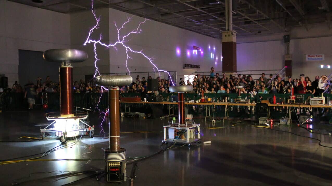 maker faire tesla The Dark Room at Maker Faire Milwaukee.