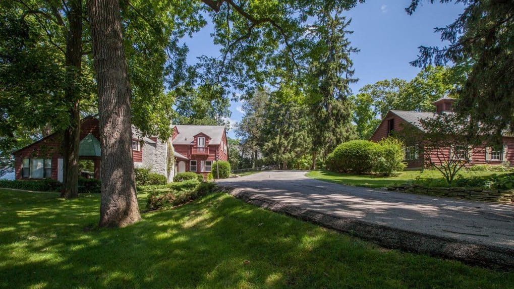 House on Pine Lake sold for 2.1 million