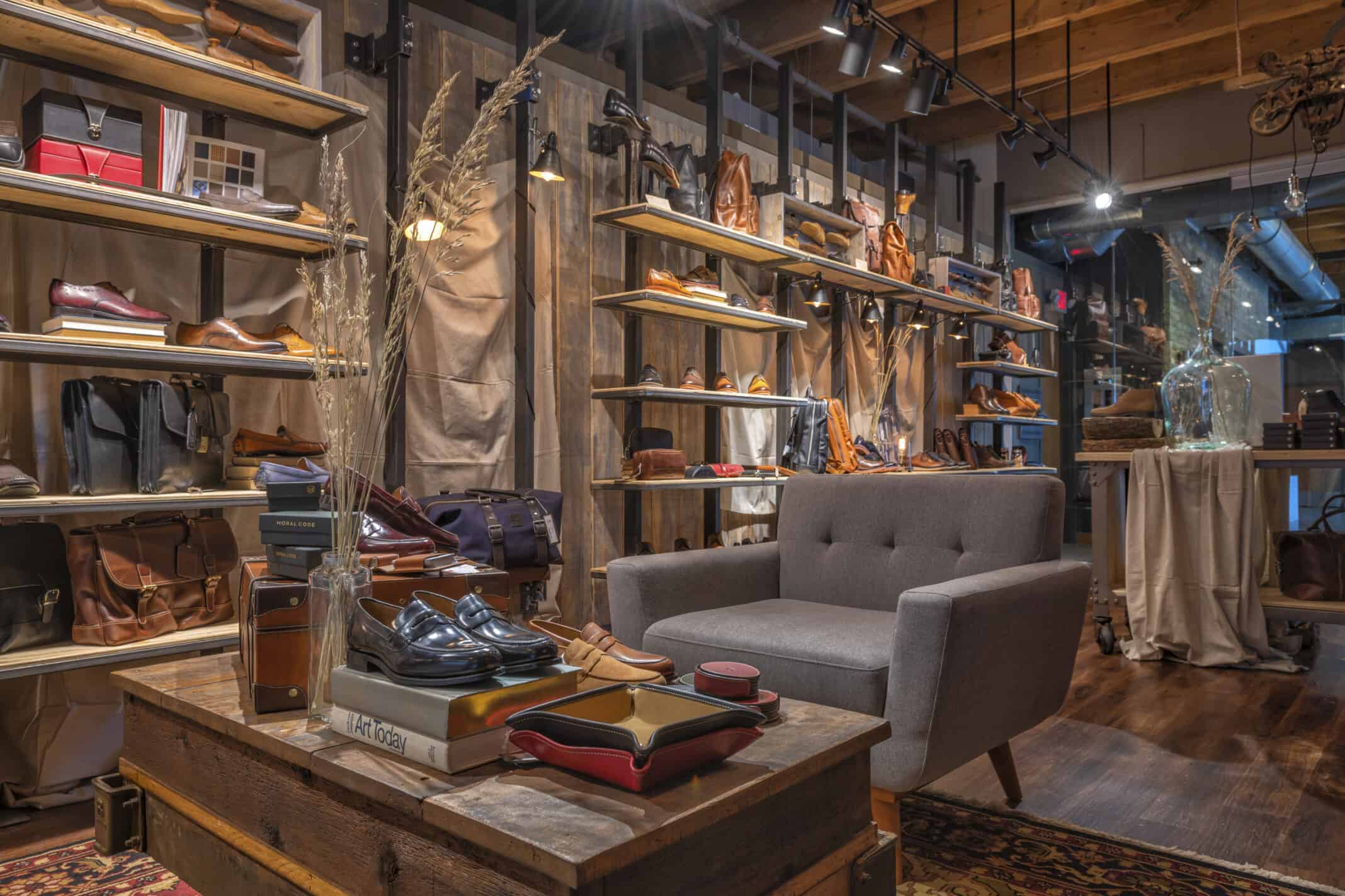 Local footwear eretailer seeks consumer connection with Local footwear eretailer seeks consumer connection with