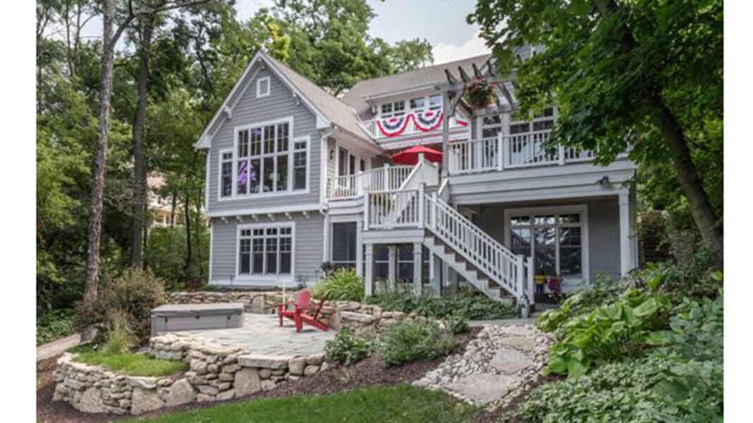 Beaver Lake home sold for 3.1 million